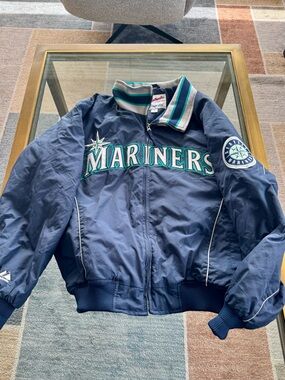 Seattle Mariners Men’s size medium Navy Blue Team Jacket